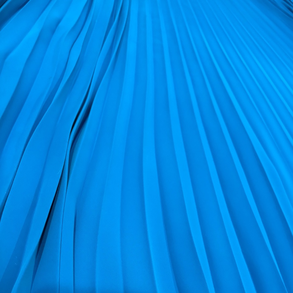 Elegant Blue Pleated Skirt - Picture 6 of 9